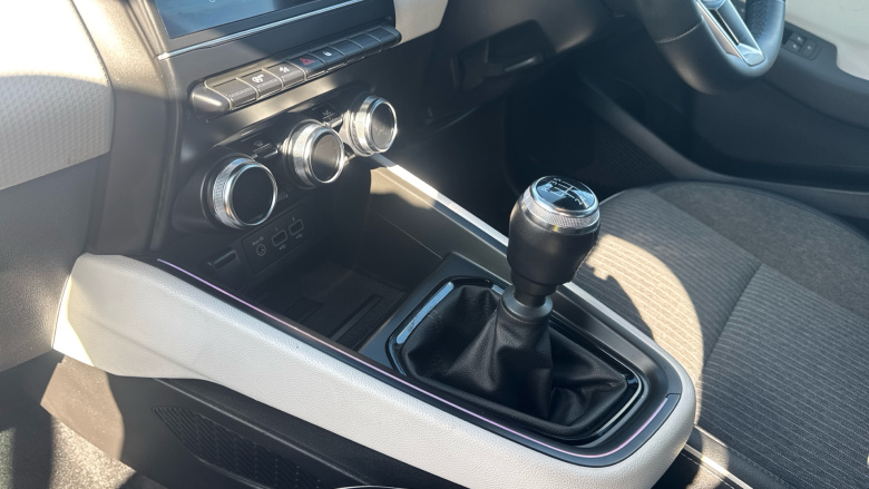 Renault Clio 1.0 TCe 90 SE Edition 5dr Petrol Hatchback